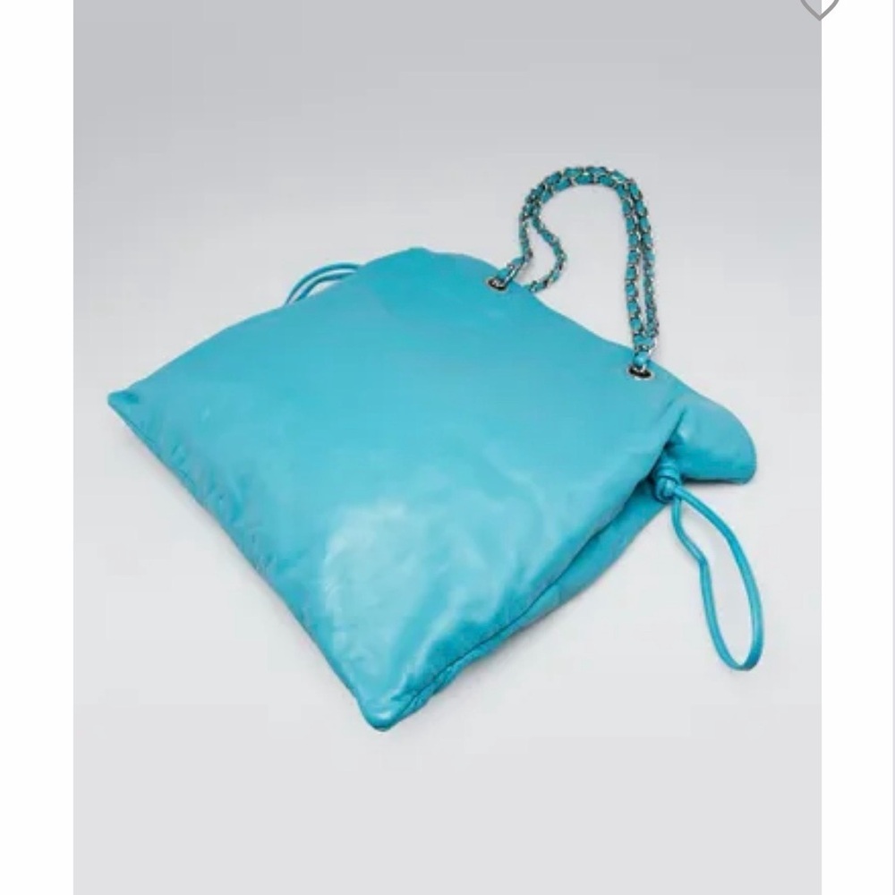 Chanel Turquoise Leather Shoulder Bag - Picture 10 of 13
